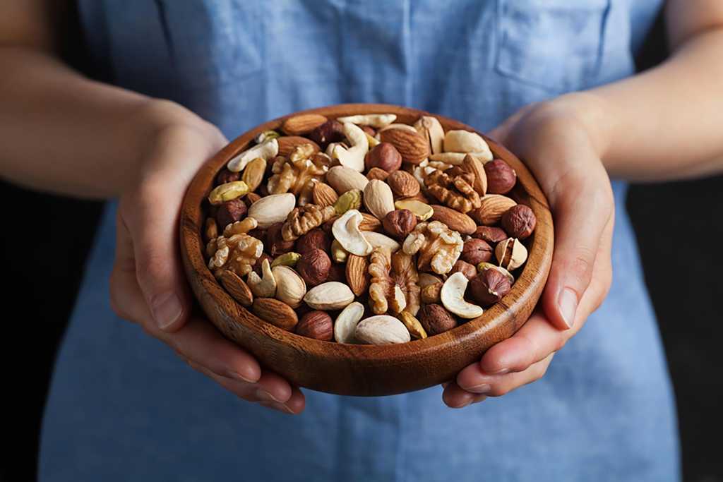 nuts the perfect low carb snacks