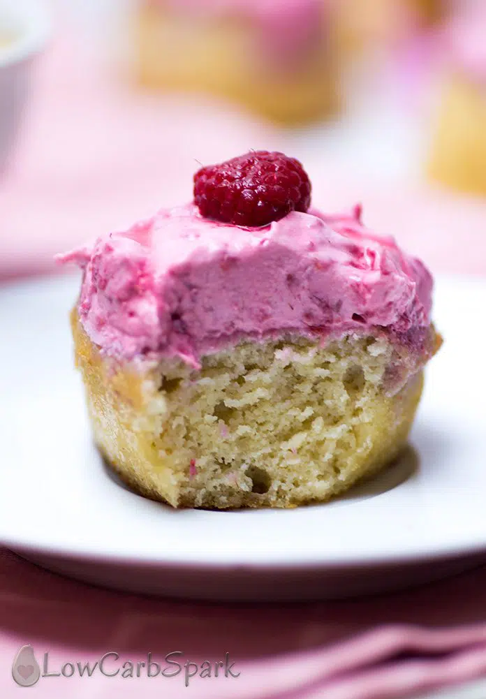 Raspberry Vanilla Keto Muffins 4 keto valentine day bite and texture low carb