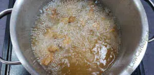 fry the keto chicken in coconut oil