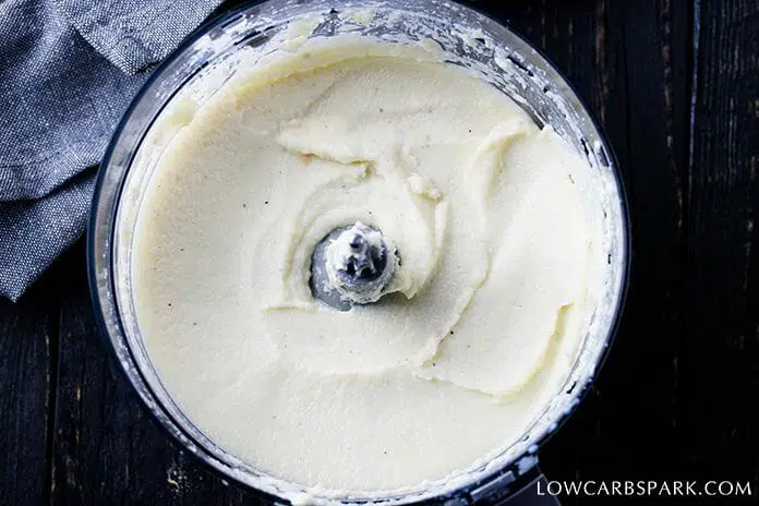 Easy Creamy Cauliflower Mashed Potatoes 3 cauliflower mashed potatoes photo