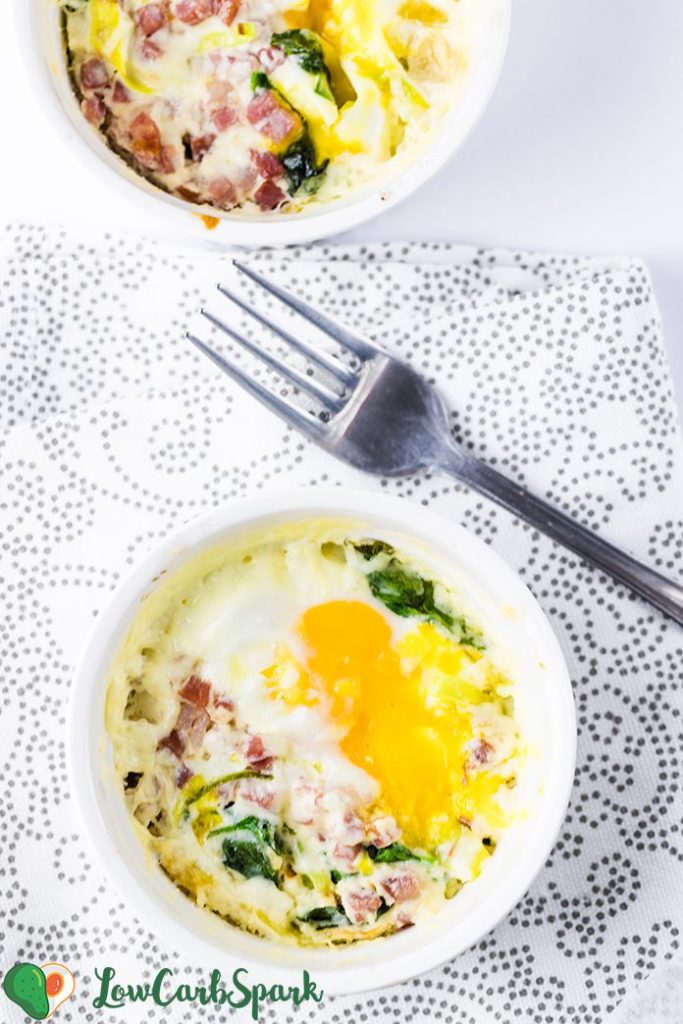 creamy eggs with spinach, bacon, and leeks