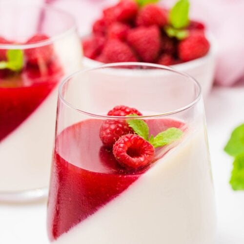 Keto Panna Cotta with Raspberry Gelée 4 Keto Panna Cotta is a delicious chilled Italian dessert that’s very creamy and quick to make. I make it every time I need to impress my guests and serve it with fresh berries or with my amazing sugar-free gelee.