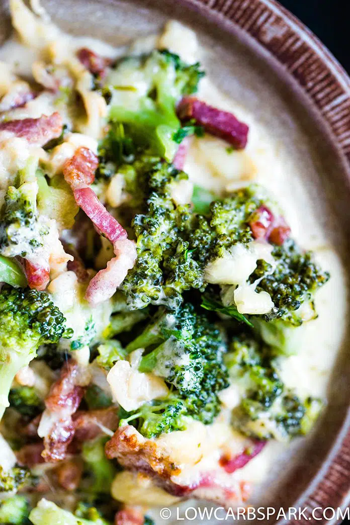 Creamy and Cheesy Broccoli with Bacon is that one-pan meal that is devoured by the whole family. Not only this recipe is infused with garlic and parmesan, but it’s a delicious keto side dish and extremely low in carbs. You’ll instantly fall in love with this Garlic Parmesan Broccoli.  