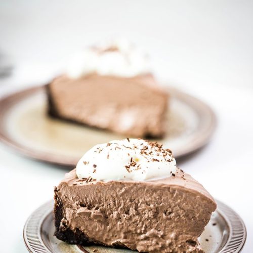 This Keto French Silk Pie is extremely rich, creamy, and chocolatey. The crispy oreo-style crust is filled with a scrumptious velvety mousse-like chocolate cream. And, it's completely refined sugar-free, the perfect low carb dessert! Top this decadent chocolate pie with a homemade sugar-free whipped cream.