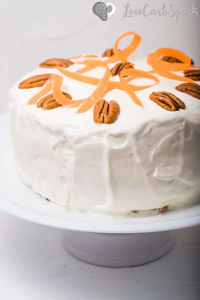 low carb keto carrot cake with almond flour 