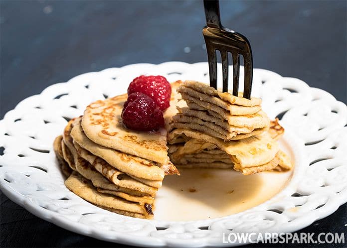 easy cream cheese pancakes for eggfast