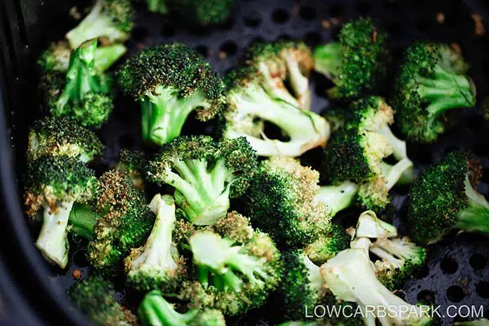 Air Fryer Pork Chops and Crispy Garlic Broccoli 4 air fryer broccoli in the basket