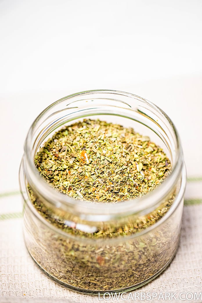 Making italian seasoning at home is so easy and takes less than 5 minutes.
