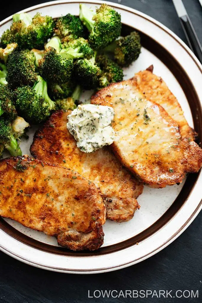 Air Fryer Pork Chops and Crispy Garlic Broccoli 1 juicy pork chops in the airfryer