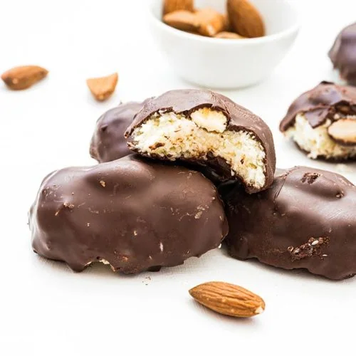 Easy Almond Joy Bars 10 These Homemade Chocolate Coconut Almond Joy Candy Bars are a quick and easy no-bake dessert with only 7ingredients and 3g net carbs! This is the best keto treat I’ve ever tried, and the recipe is incredibly easy. A tasty, low carb, homemade version of Almond Joy candy bars!