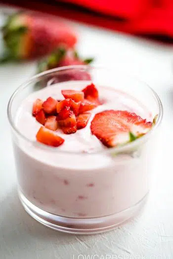 Keto Strawberry Mousse – Low Carb Recipe