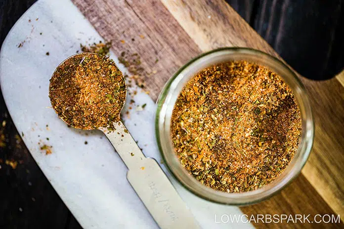 Easy Chicken Seasoning 5 An easy Chicken Seasoning Spice Blend that I use for all my delicious chicken recIt's. It's the perfect combo of spices and herbs to add flavor to a whole chicken, chicken breast, or chicken thighs.