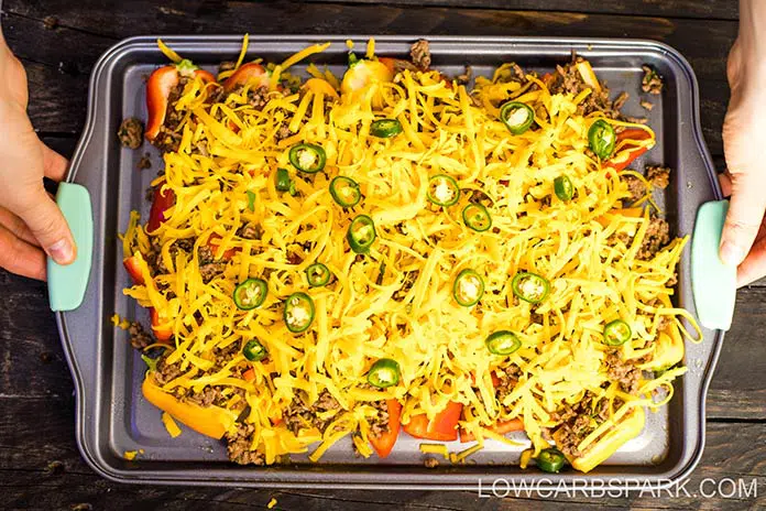 Low Carb Nachos with Mini Peppers - 6g Carbs 2 Wondering if it's possible to enjoy nachos on a keto diet? Well, that's possible. Replace the crispy tortilla chips with mini bell peppers turns a higher carb recipe into a keto-approved one. Gather all the ingredients and make the best low carb nachos for only 5g net carbs!