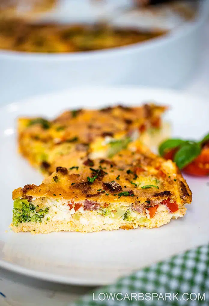 This easy vegetable frittata recipe with bacon and cheese is perfect for breakfast, quick lunch or light dinner! This is a great recipe for meal prep because it's quick to make in under 30 minutes.