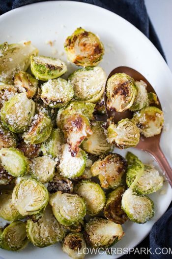 Crispy Parmesan Roasted Brussels Sprouts – Low Carb | Keto
