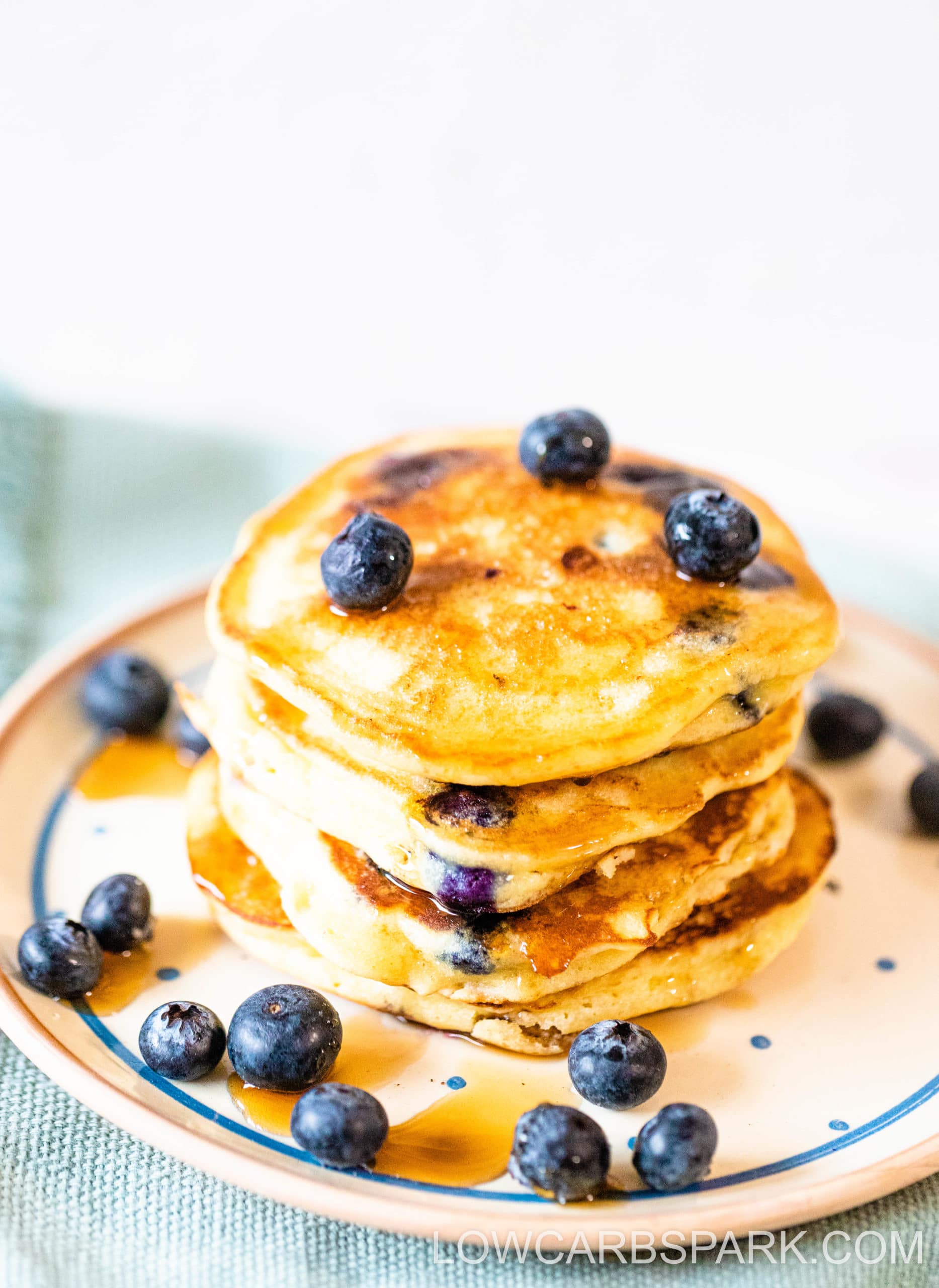 keto blueberry pancakes with almond flour scaled