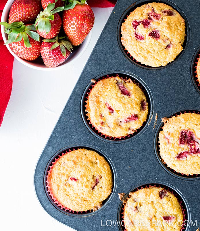 easy keto muffins with strawberries