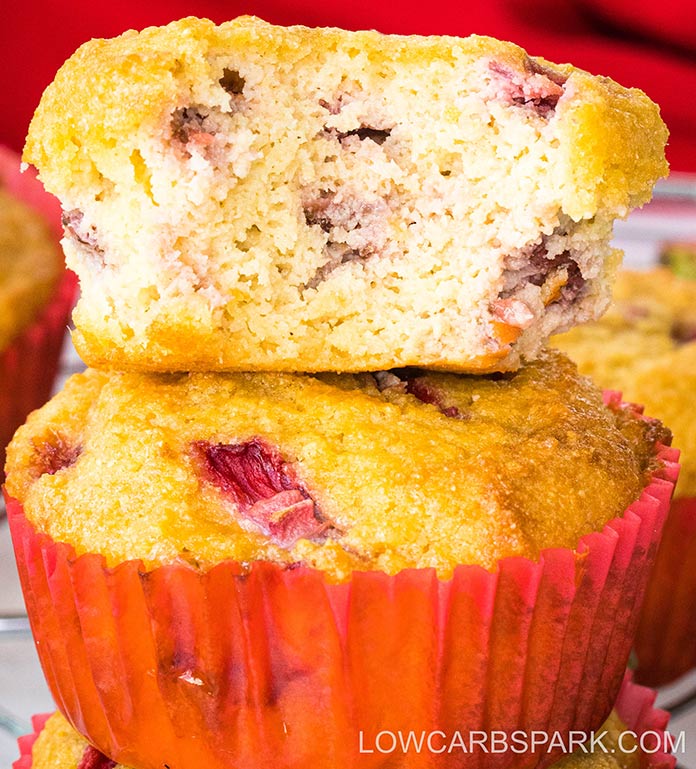 fluffy keto low carb strawberry muffins