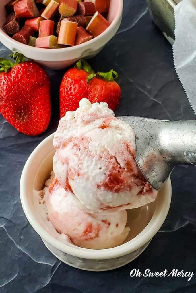 Low Carb Strawberry Rhubarb Swirl Ice Cream 3 683x1024 1