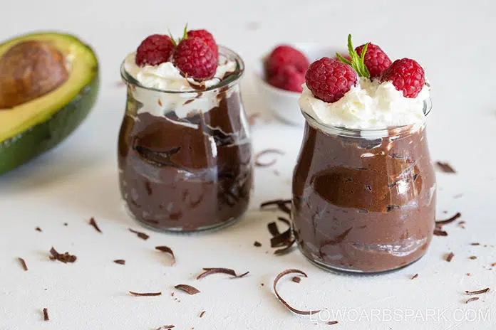 Chocolate Avocado Mousse - 5-Minute Dessert 5 delicious keto chocolate mousse