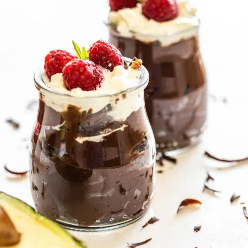 Chocolate Avocado Mousse - 5-Minute Dessert 7 easy keto chocolate avocado mousse recipe