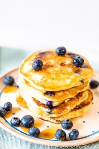 Best Keto Blueberry Pancakes with Almond flour