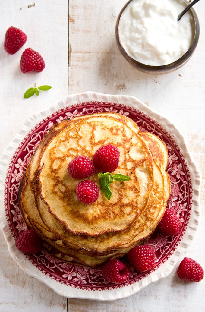 Almond Cream Cheese Pancakes low carb