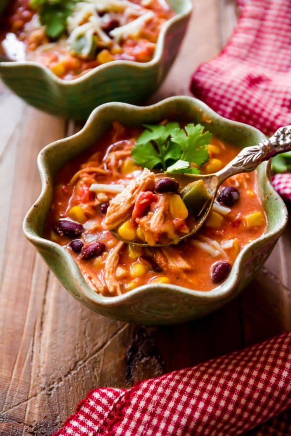 slow cooker chicken chili 4 600x900 1
