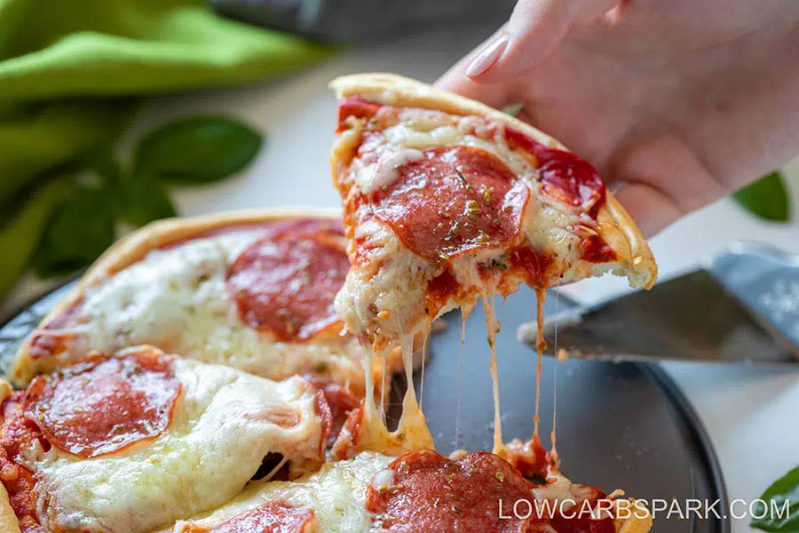 low carb pizza crust with toppings