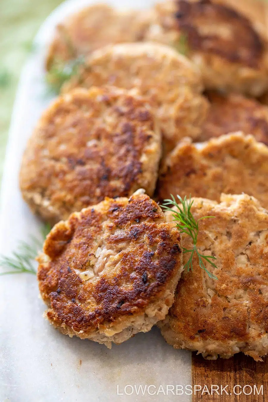Keto Tuna Cakes with Lemon Dill Aioli 7 tuna cakes without breadcrumbs