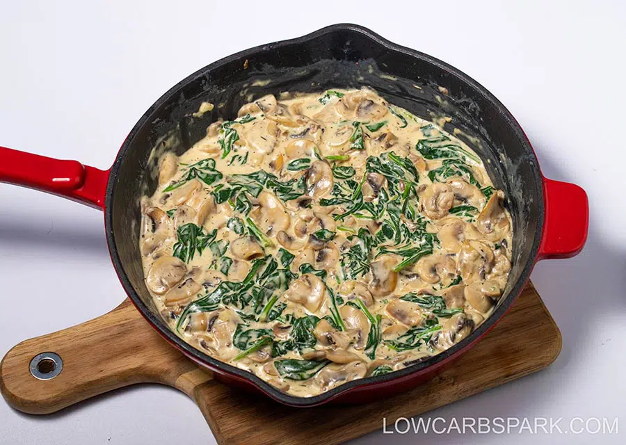 Easy Creamed Spinach and Mushrooms 2 favorite creamed mushrooms and spinach sauce