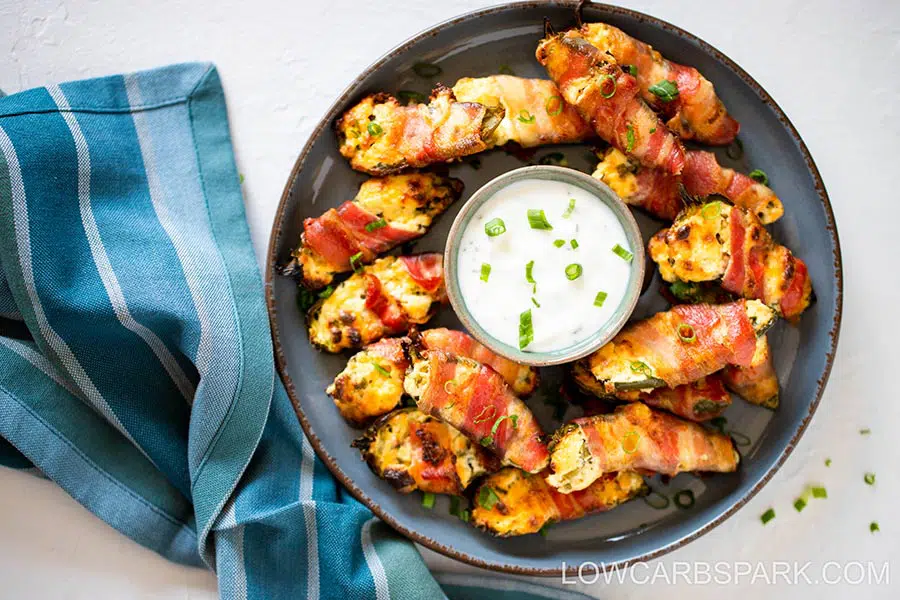 how to make bacon jalapeno poppers