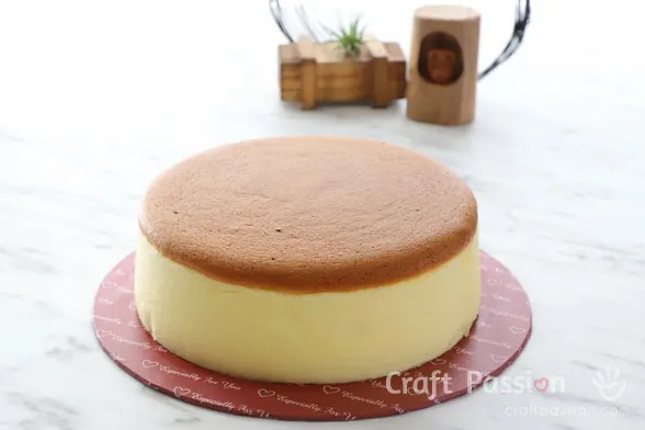flourless fluffy cheesecake.jpg