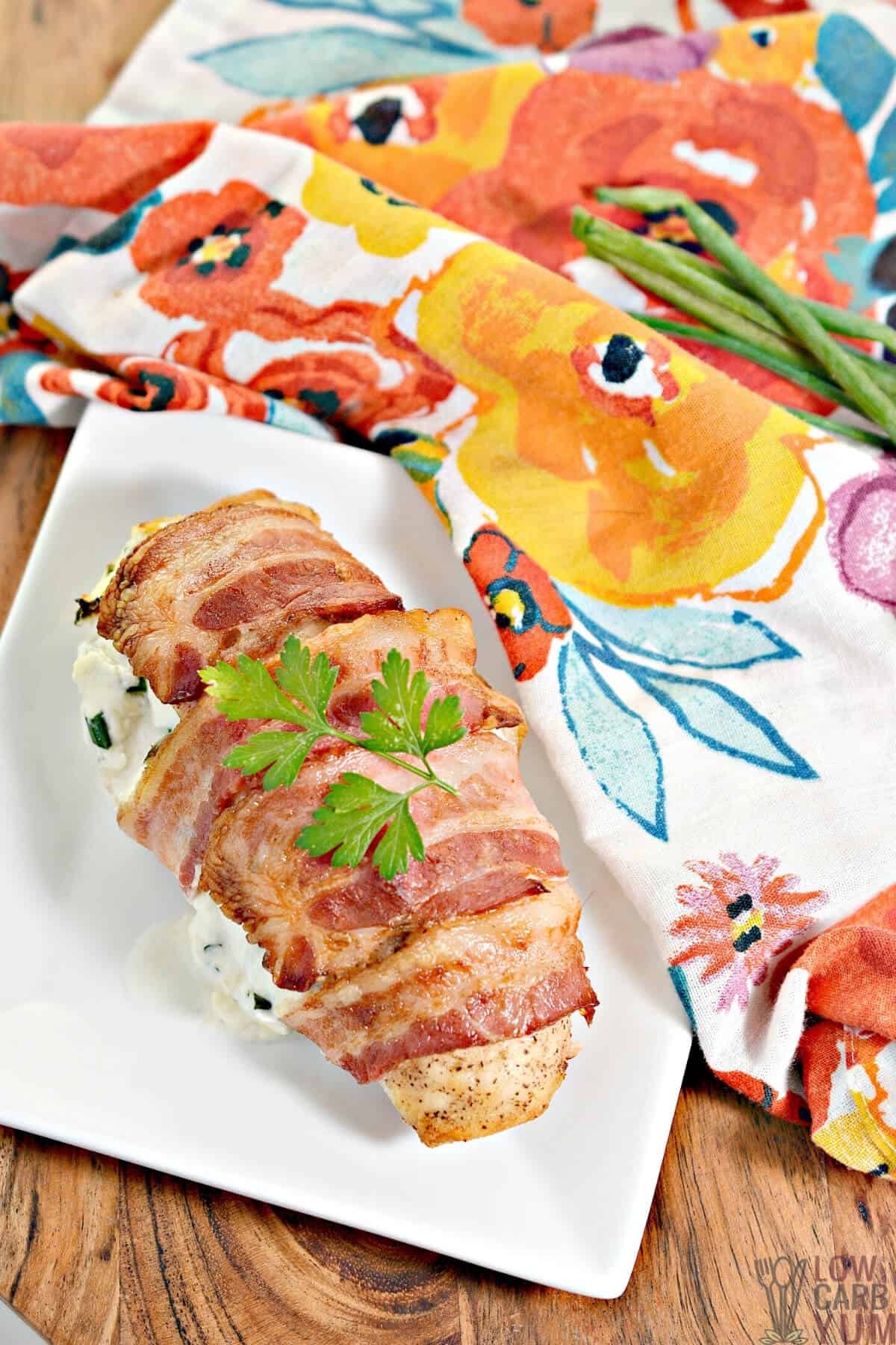bacon wrapped stuffed chicken p