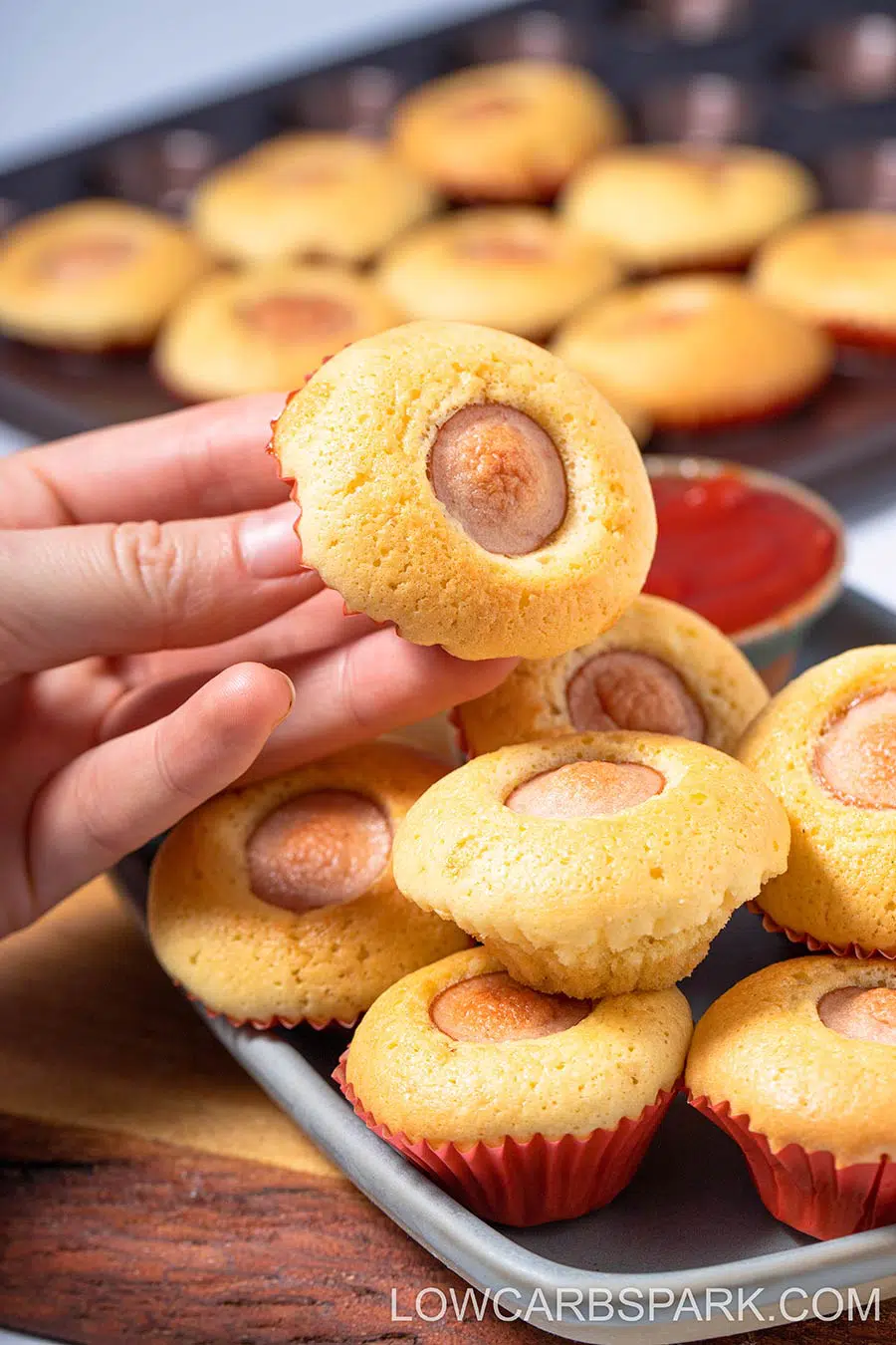 how to make keto mini corndog muffins