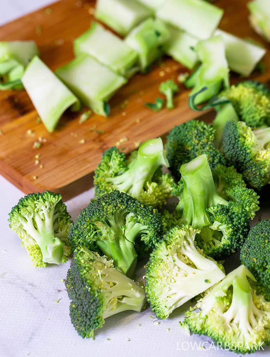 Easy Cream of Broccoli Soup 4 broccoli florets and stems