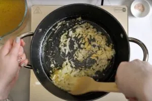 Easy Cream of Broccoli Soup 8 how to make Cream Of Broccoli Soup1