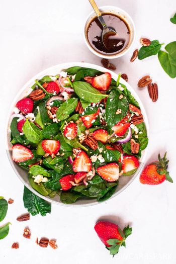 Easy Strawberry Spinach Salad 