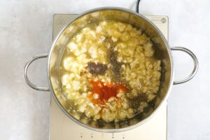 how to make Creamy Cauliflower Soup