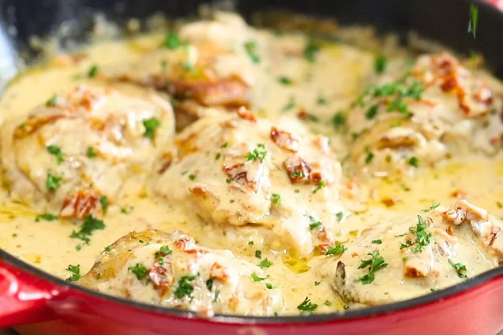 Marry Me Chicken with Creamy Sun Dried Tomato Sauce 7 add the chicken in the sauce and bake