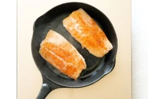 Pan Seared Halibut with Garlic Butter Sauce 14 how to make Pan Seared Halibut Recipe5