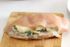Creamy Mushroom and Spinach Stuffed Chicken Breast 16 How To Make Creamy Mushroom and Spinach Stuffed Chicken Breast