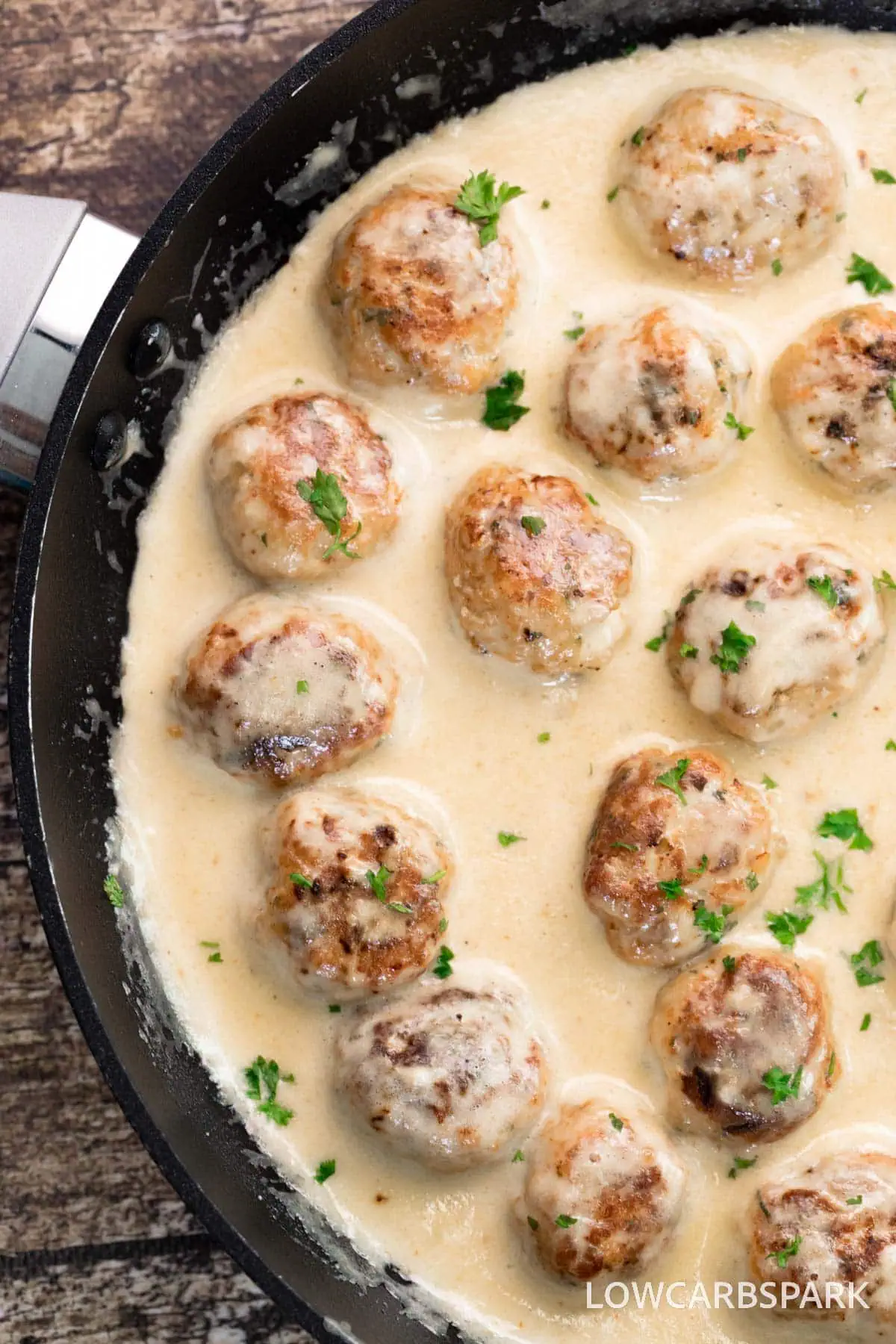 Chicken Meatballs Alfredo 2 Chicken Meatballs Alfredo