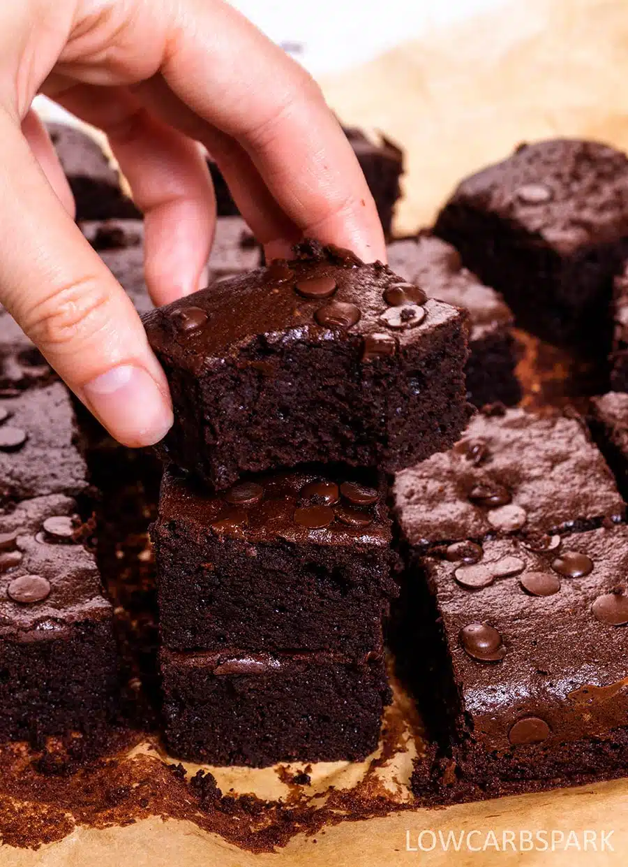 The Best Fudgy Healthy Brownies 3 easy fudgy healthy brownies