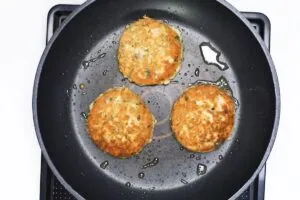 The Best Salmon Patties Recipe 13 how to make Salmon Patties10