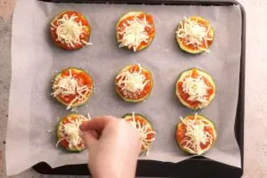 Zucchini Pizza Bites 11 how to make Zucchini Pizza Bites 6