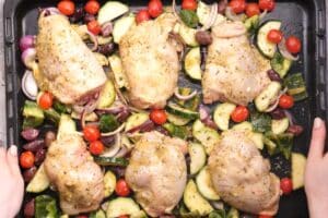 how to make Healthy Greek Sheet Pan Chicken