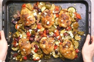 how to make Healthy Greek Sheet Pan Chicken