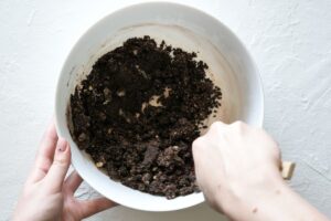 how to make No-bake Keto Peanut Butter Pie