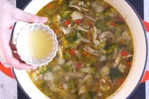 Healthy Chicken Detox Soup 18 how to make Healthy Chicken Detox Soup